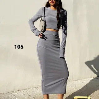 نیم تنه و دامن