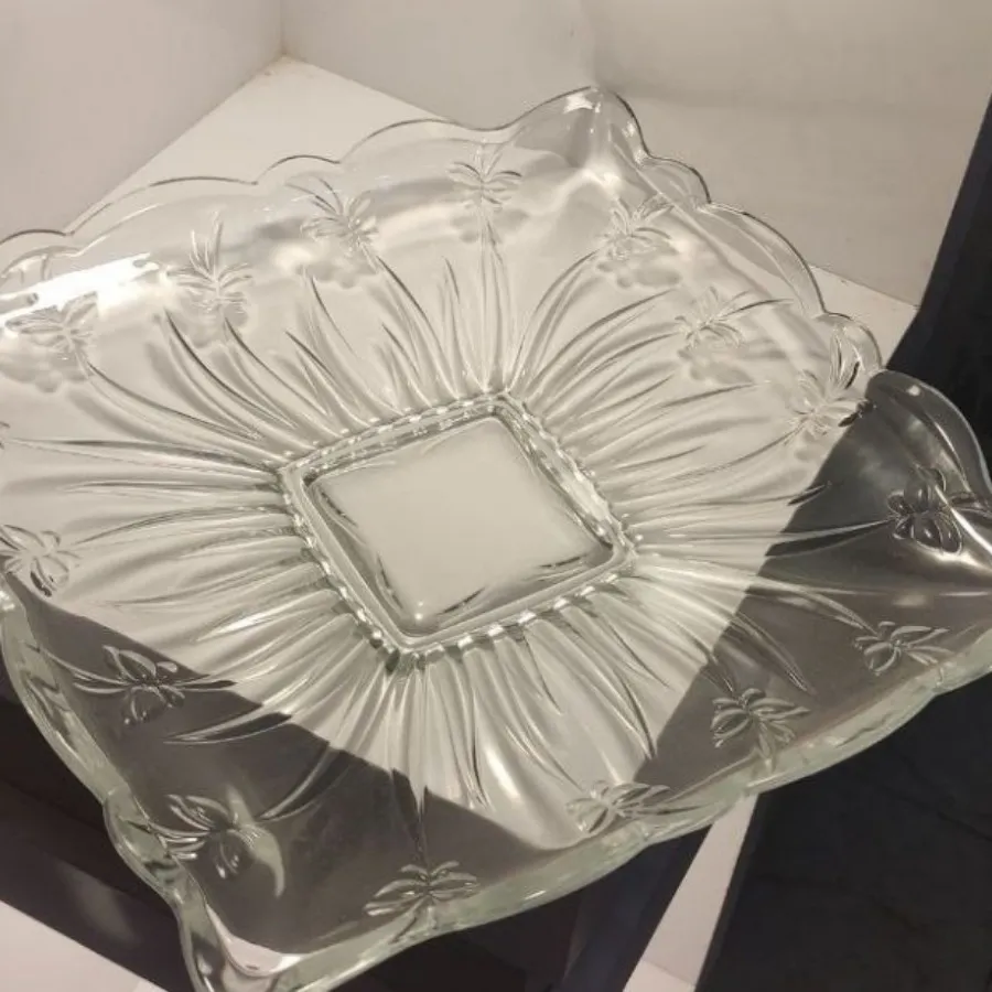 شیرینی خوری