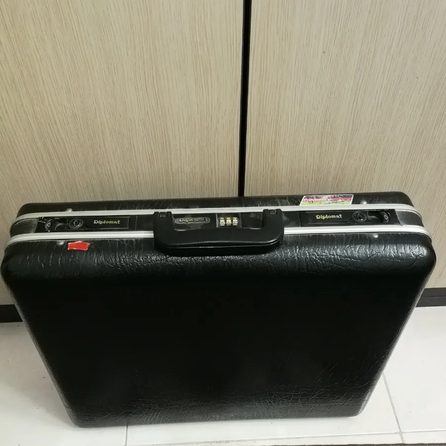 کیف سامسونت دیپلمات اصلی