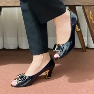 کفش مجلسی مشکی طلایی
