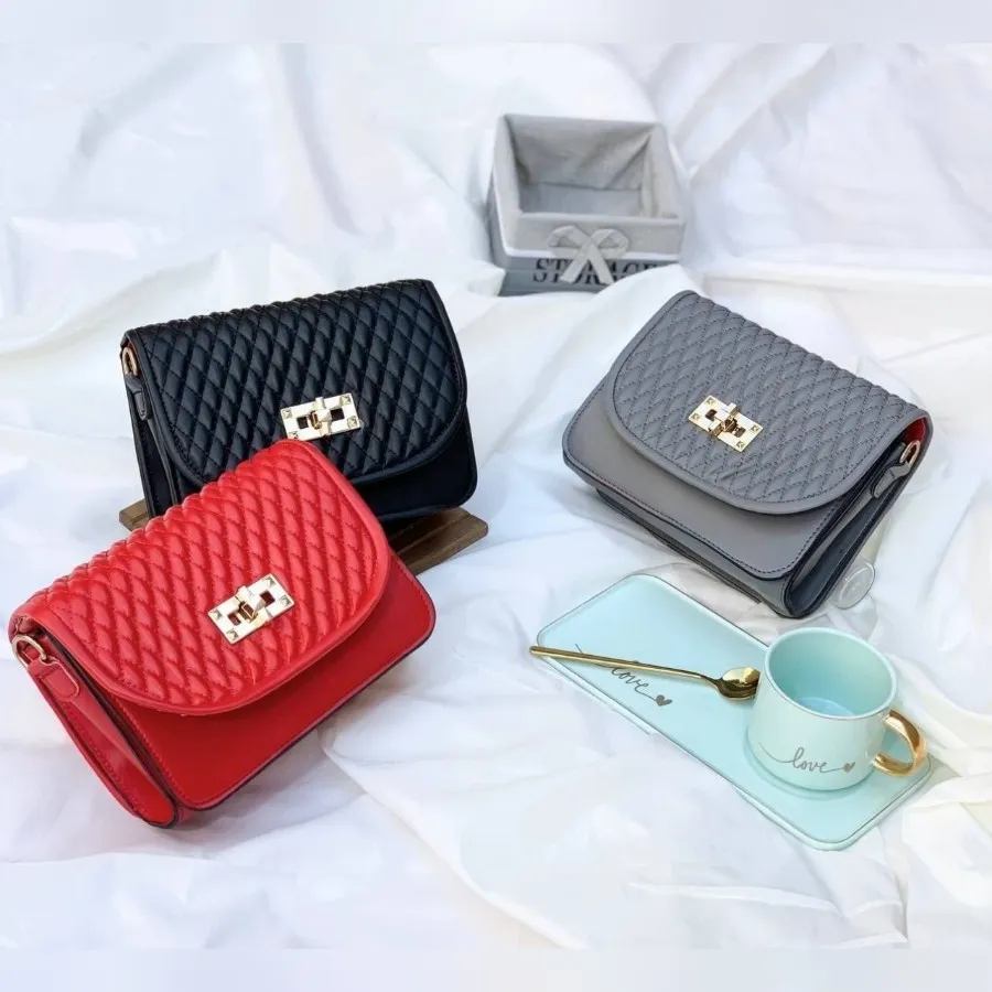 کیف دوشی گلدوزی