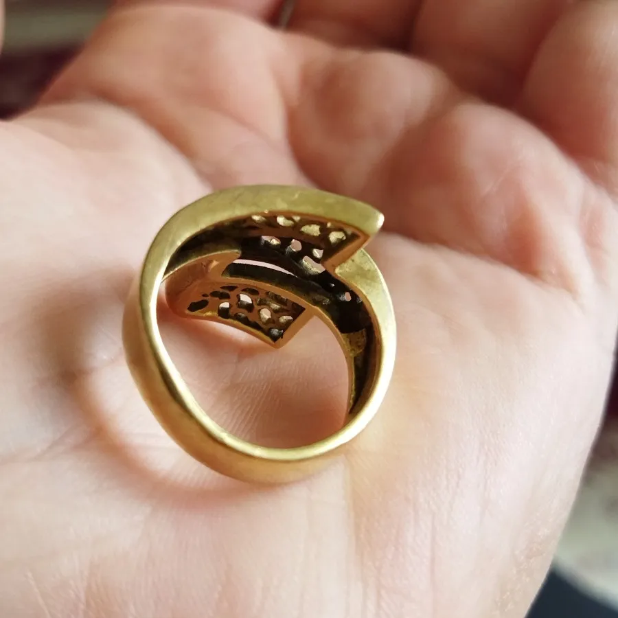 انگشتر برنجی