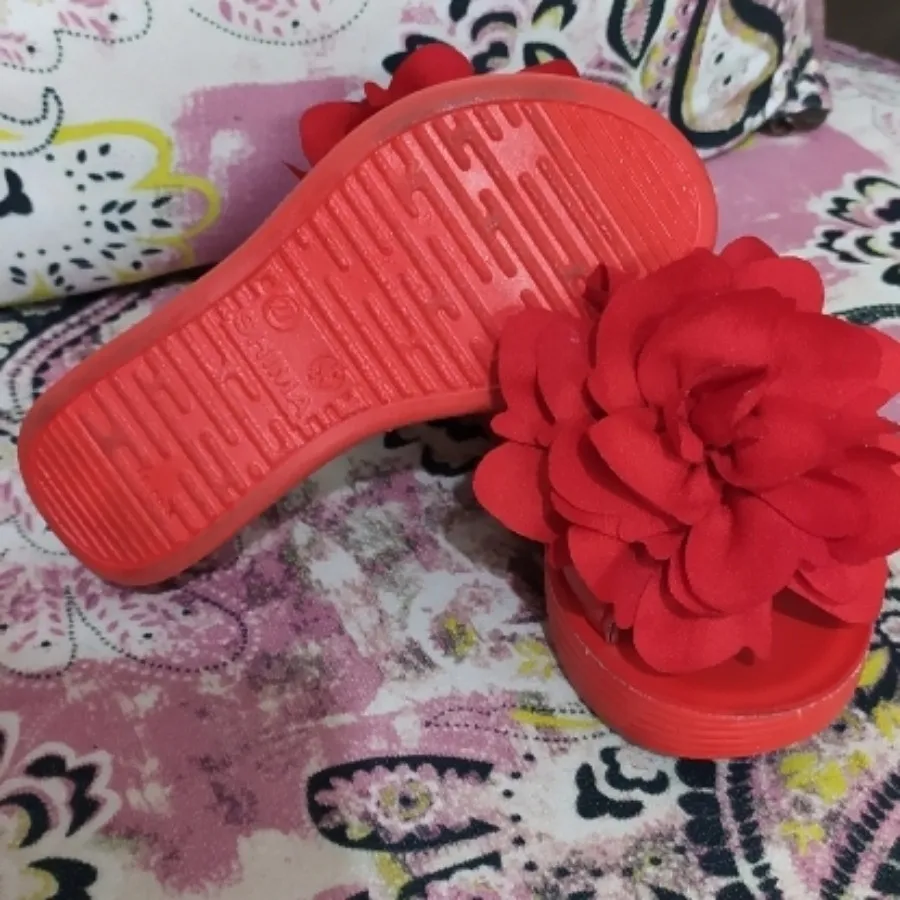 صندل بچگانه