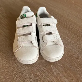 کتونی adidas