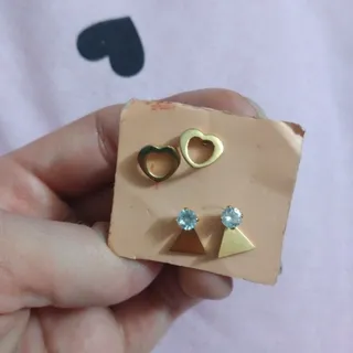 گوشواره میخی