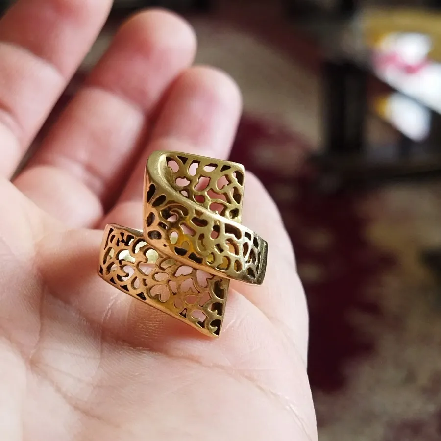 انگشتر برنجی