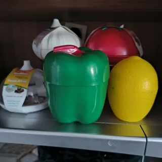 ظروف نگهدارنده