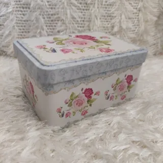 جعبه هدیه گلدار