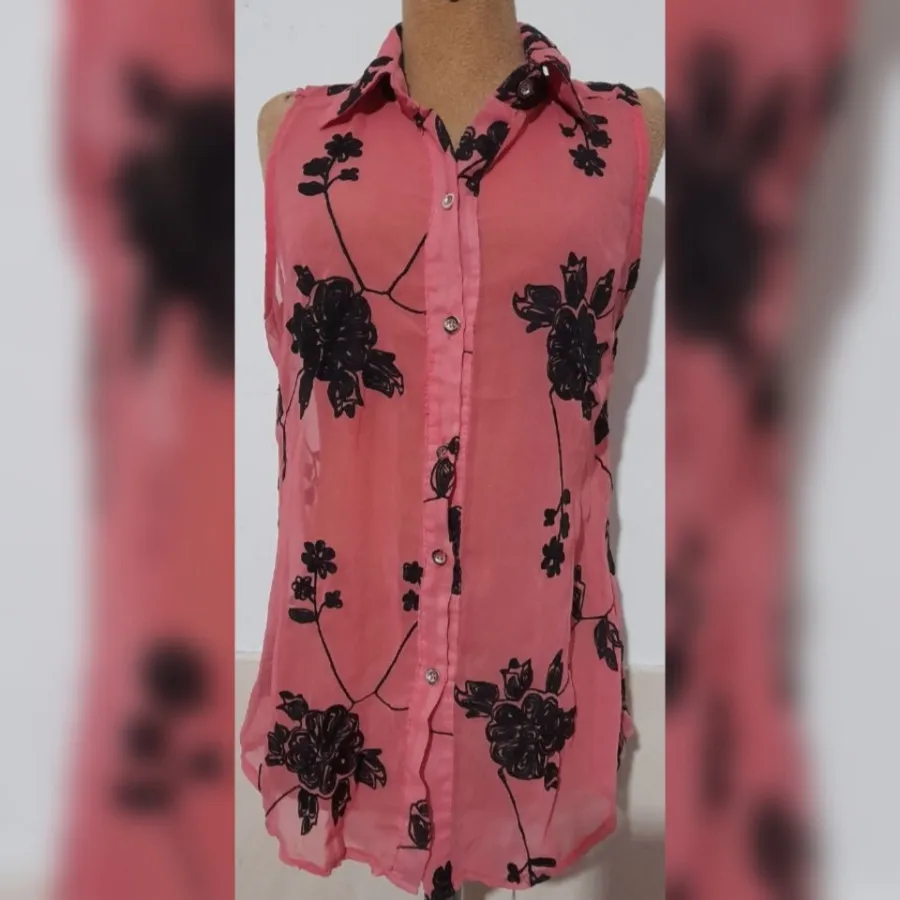 تاپ حریر گلدوزی شده