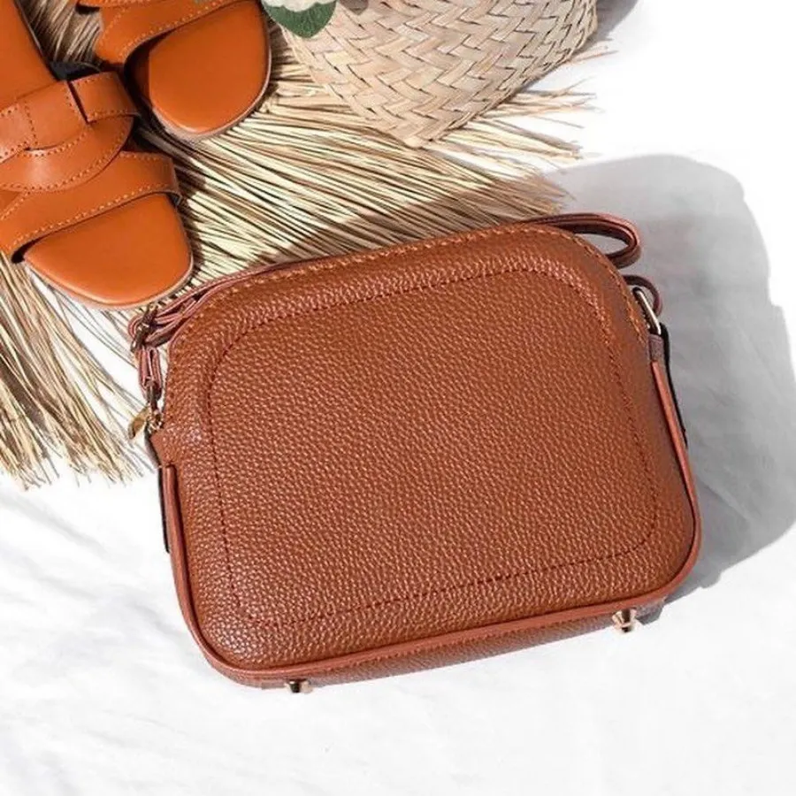 کیف پاسپورتی مینیمال