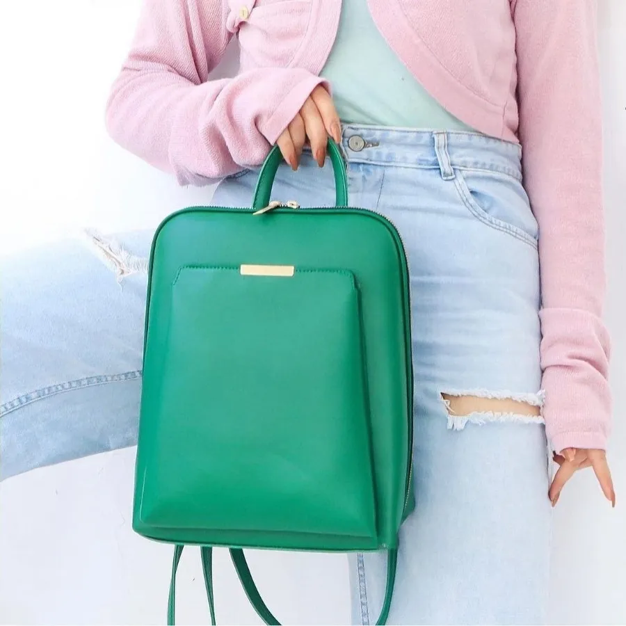 کوله پشتی دخترانه ساده