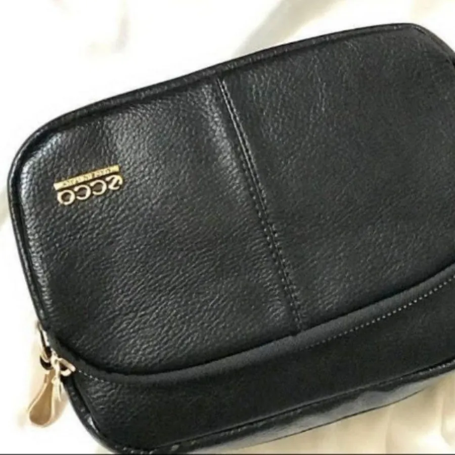 کیف دوشی کیف پاسپورتی