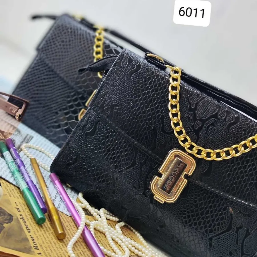 کیف دوشی مجلسی ورنی