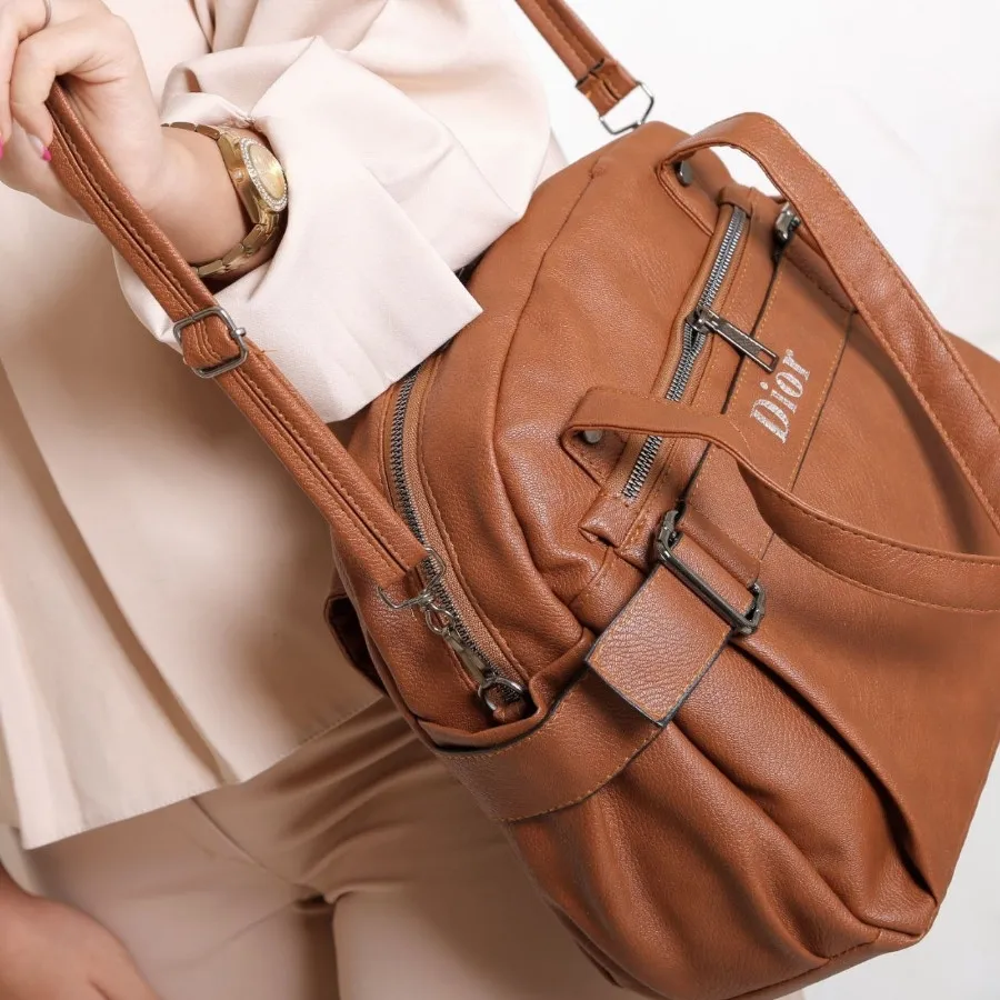 کیف دوشی جادار