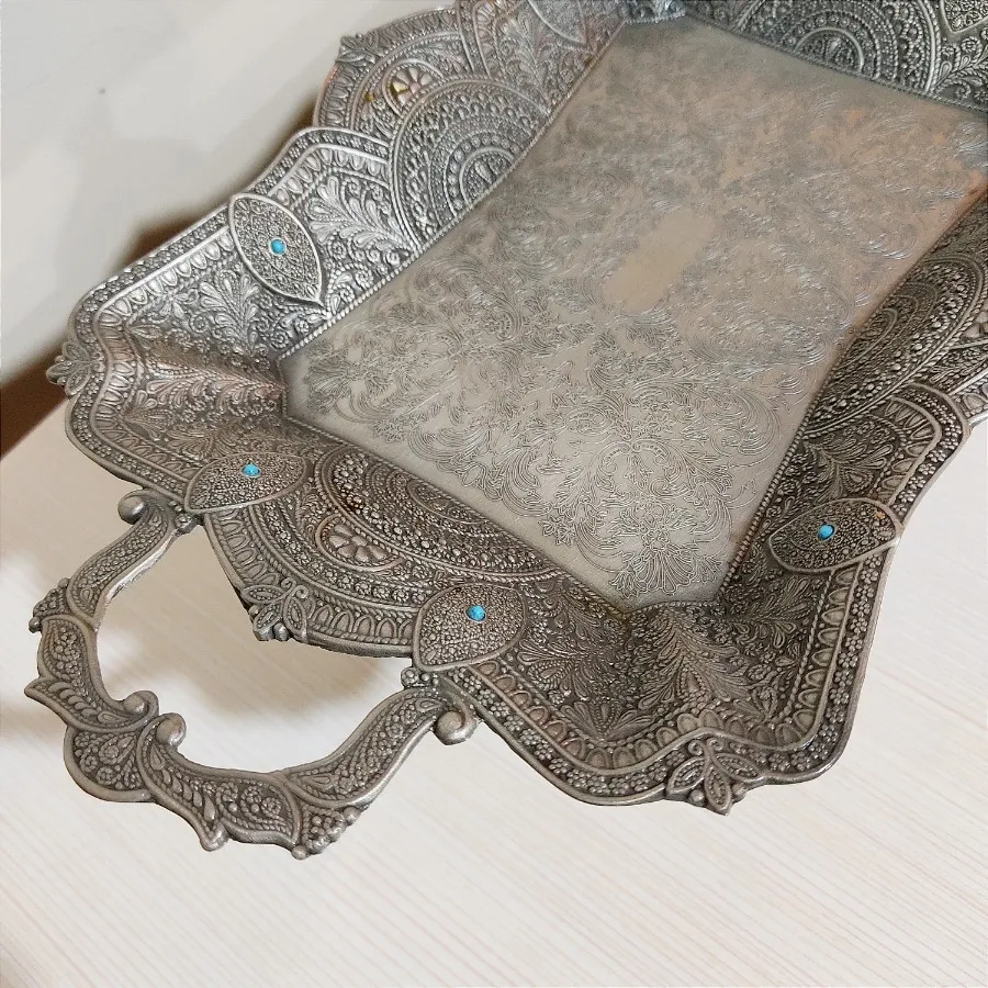 شیرینی خوری پیوتر