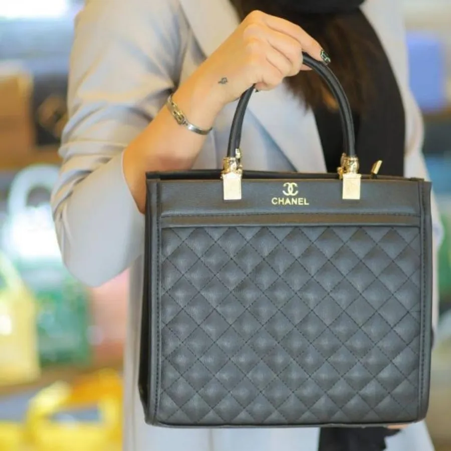 کیف دستی زنانه طرح شنل