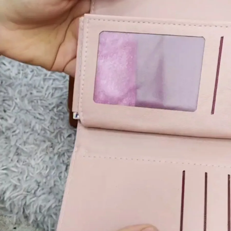 کیف پول استیکر دار