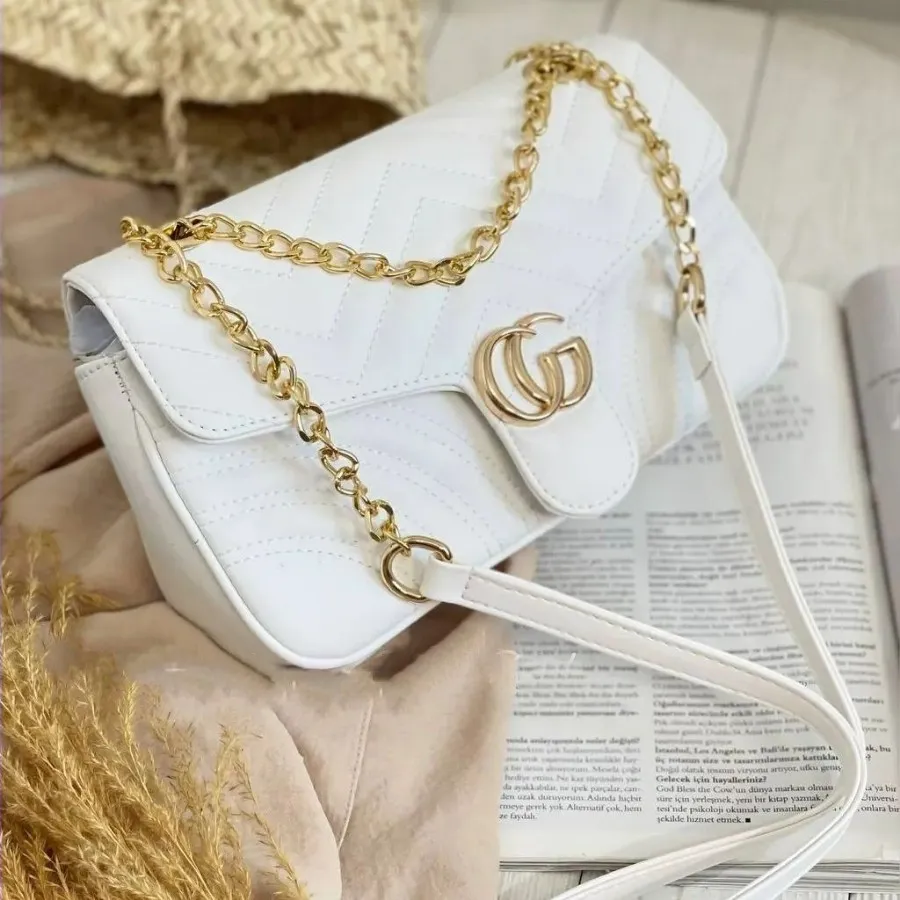 کیف دوشی مجلسی