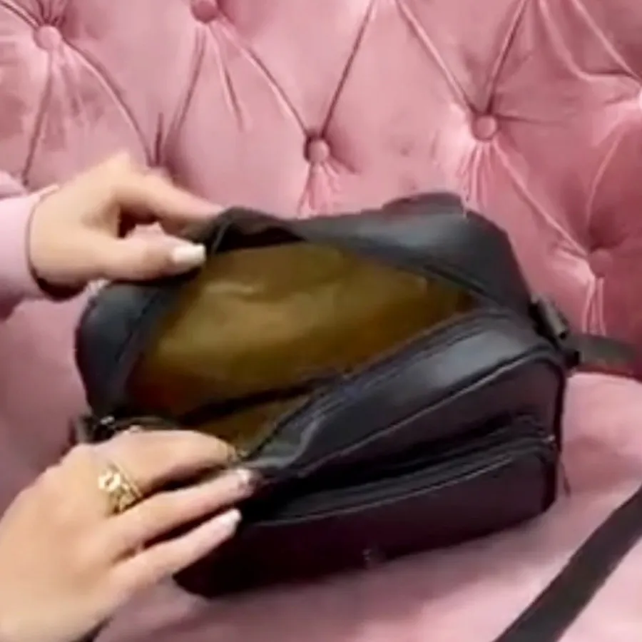 کیف دوشی جادار