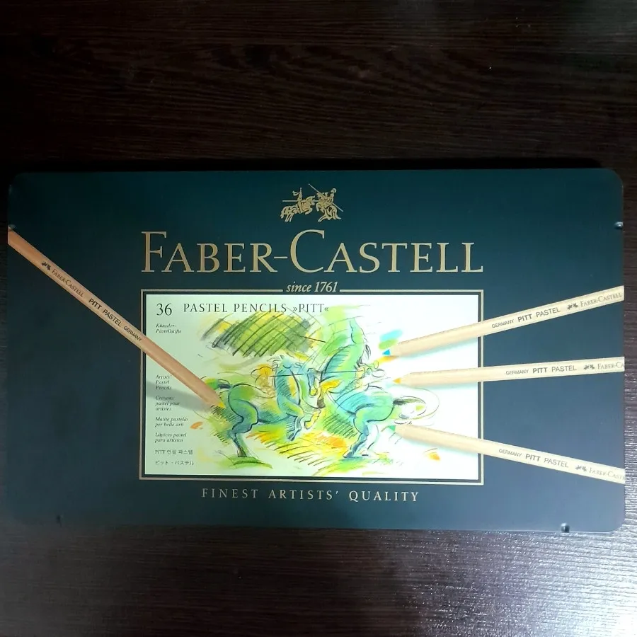 مداد  pitt Faber castel