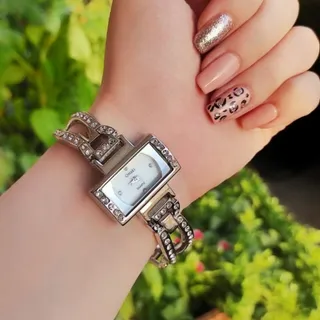 ساعت زنانه پر نگین