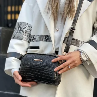 کیف پاسپورتی دوشی