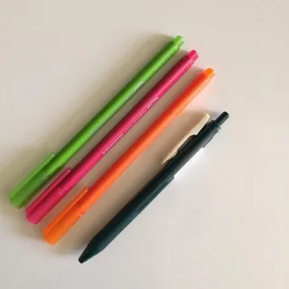چهار عدد خودکار رنگی