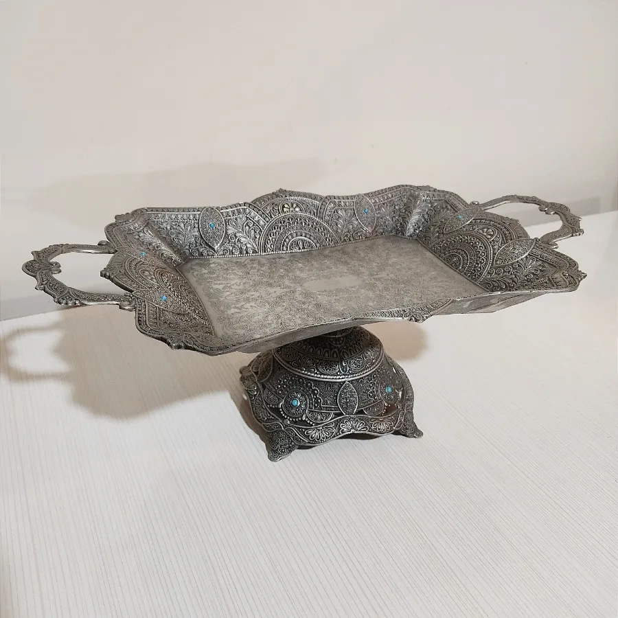 شیرینی خوری پیوتر