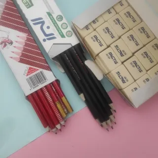 مداد سیاه و قرمز و پاکن