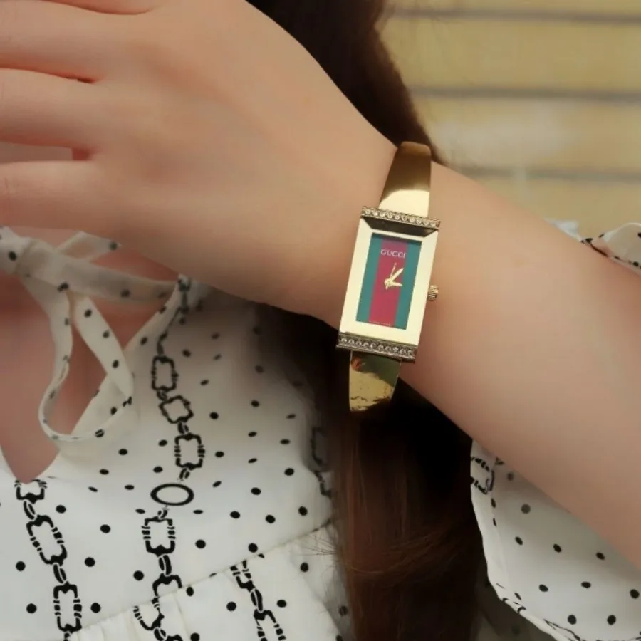 ساعت طرح گوچی