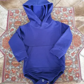 هودی دکمه دار