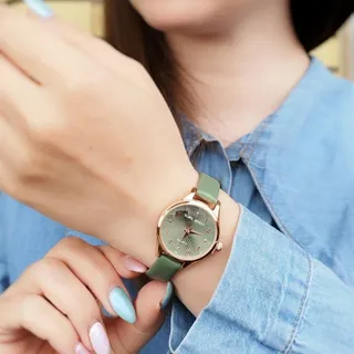 ساعت دخترانه