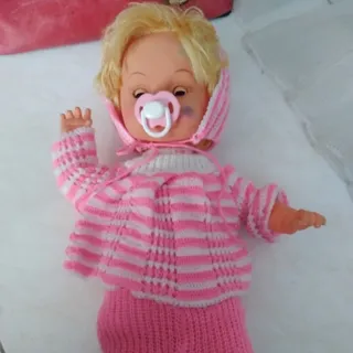 عروسک گریه خنده
