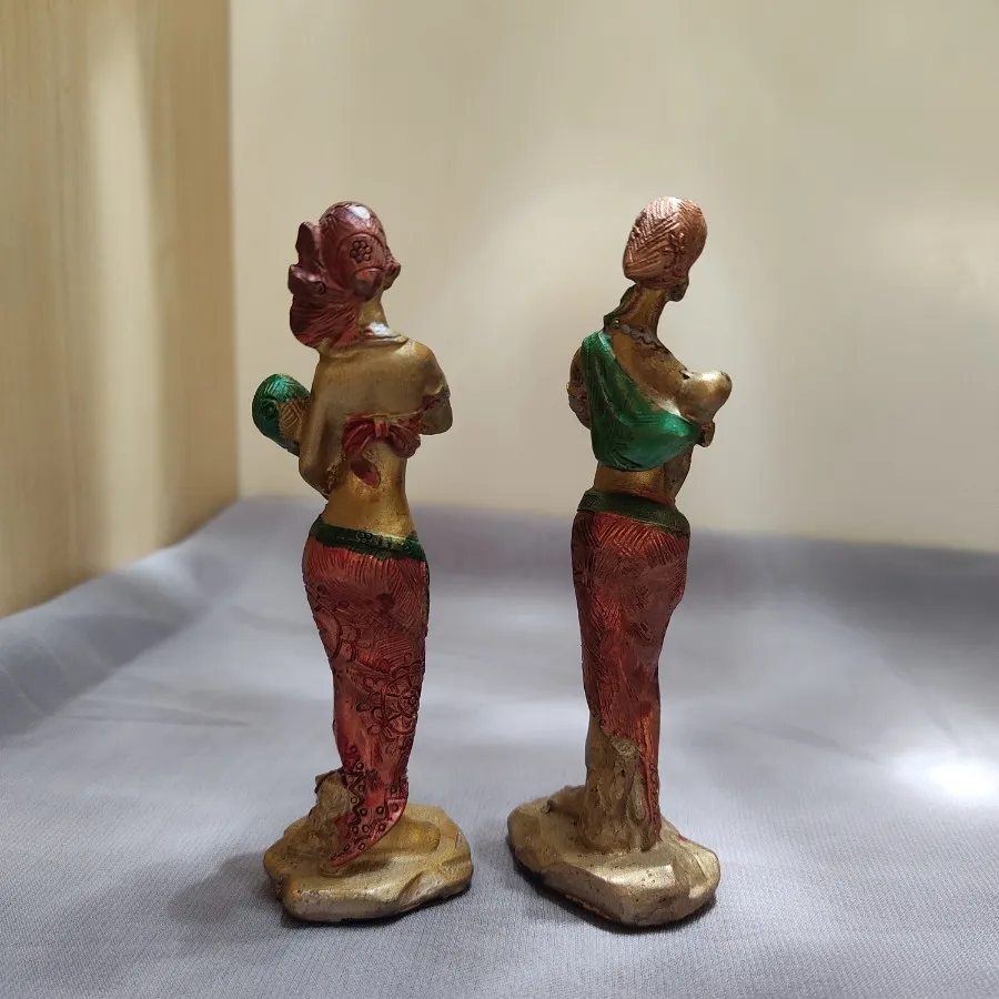 مجسمه پلی استر