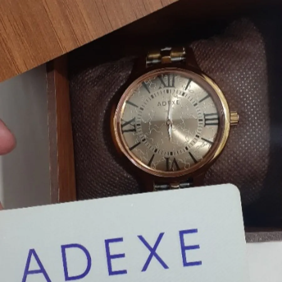 ساعت اورجینالadexe