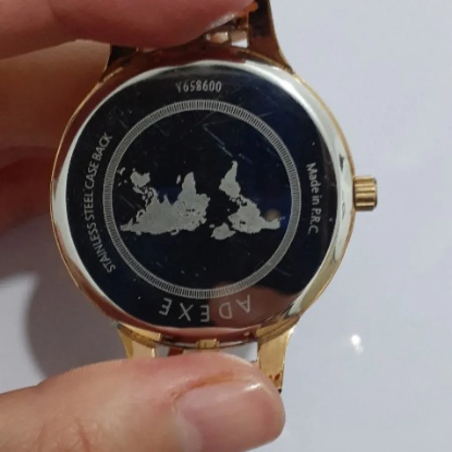 ساعت اورجینالadexe