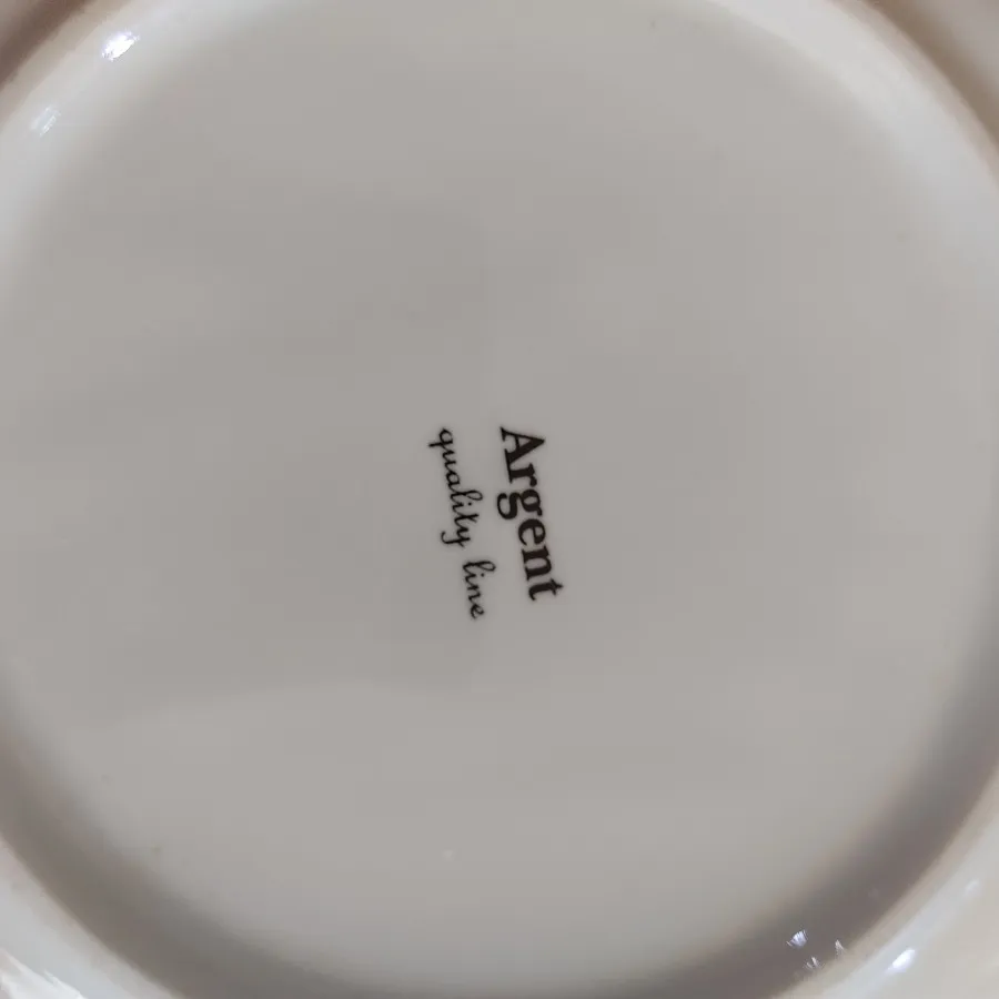 کاسه سالاد خوری