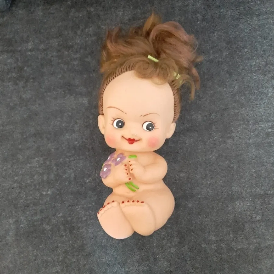 عروسک دخمل