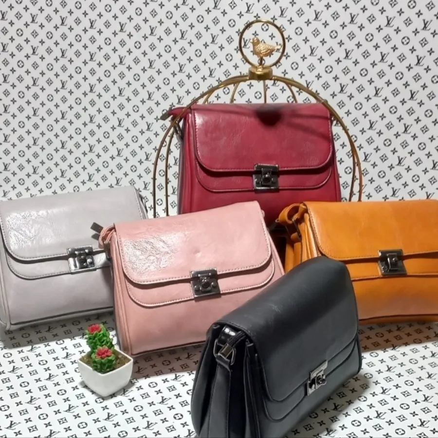 کیف پاسپورتی زنانه