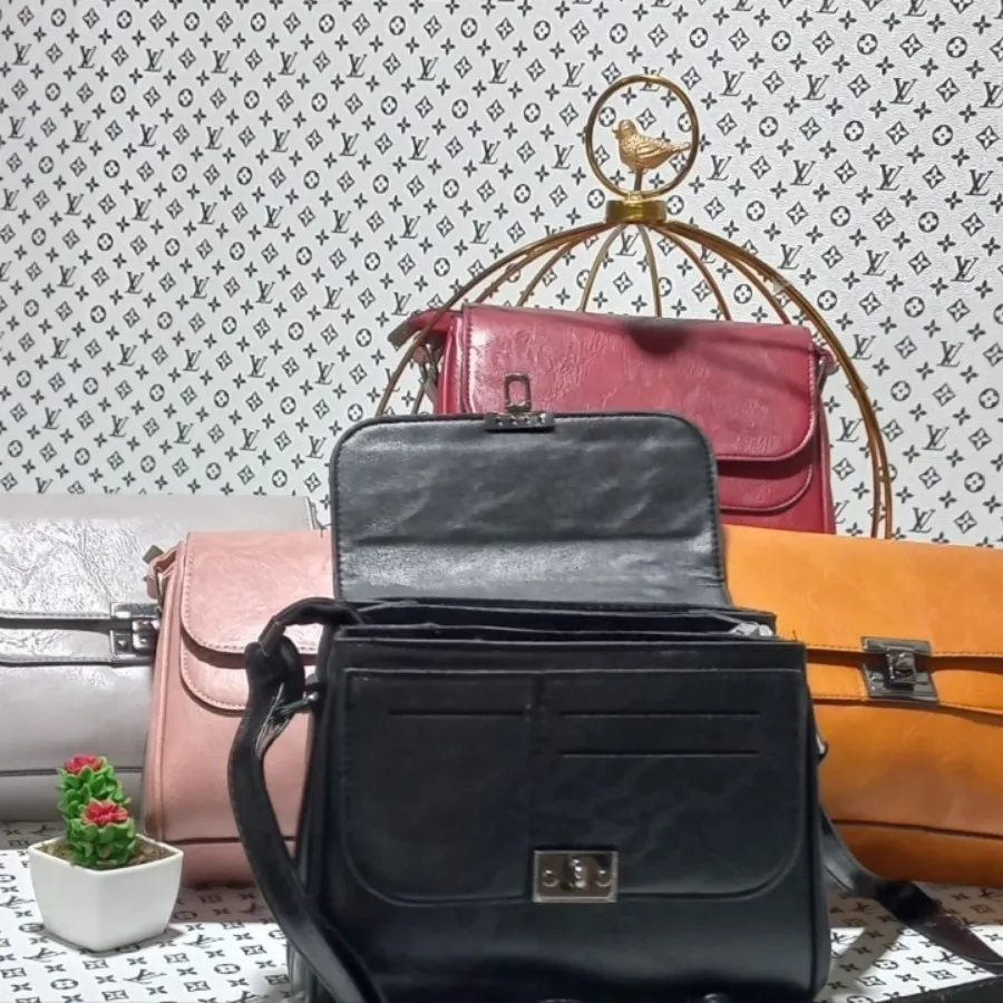 کیف پاسپورتی زنانه