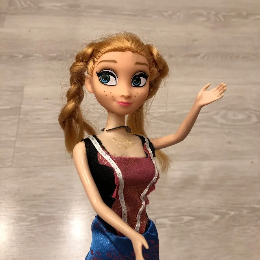 عروسک باربی السا