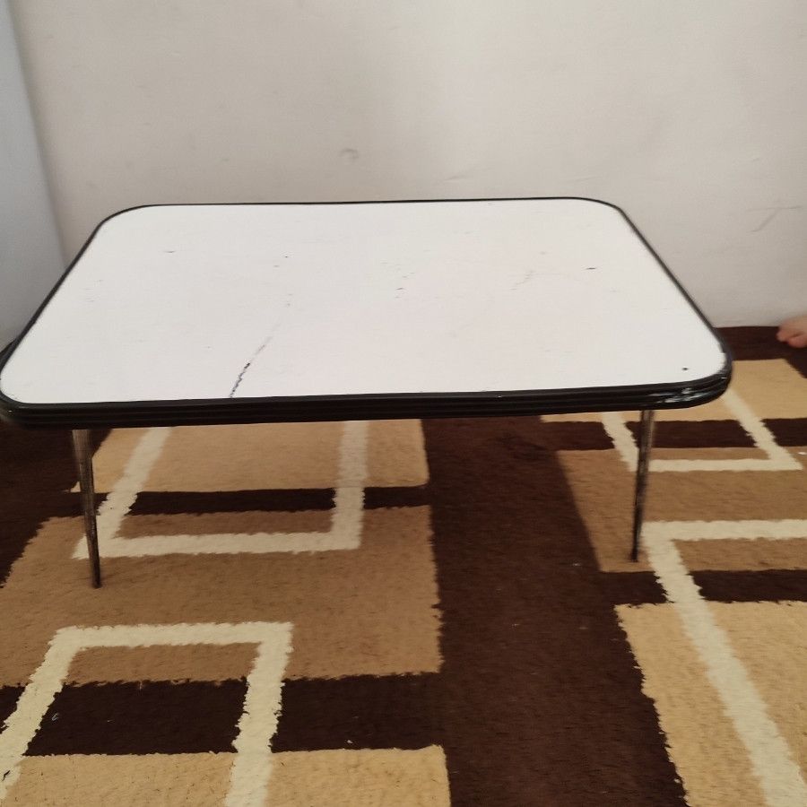 میز تحریر تاشو