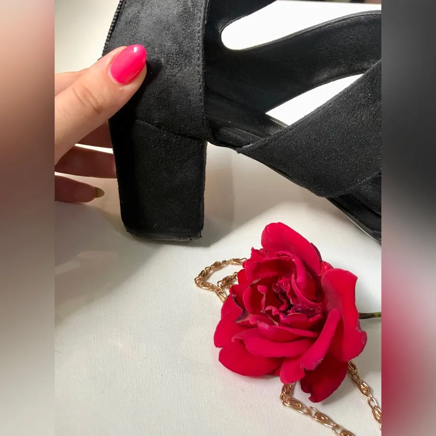 صندل پاشنه بلند