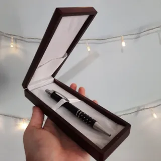 خودکار شیک همراه با جعبه