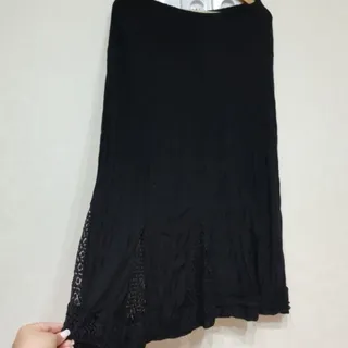 دامن نیم کلوش