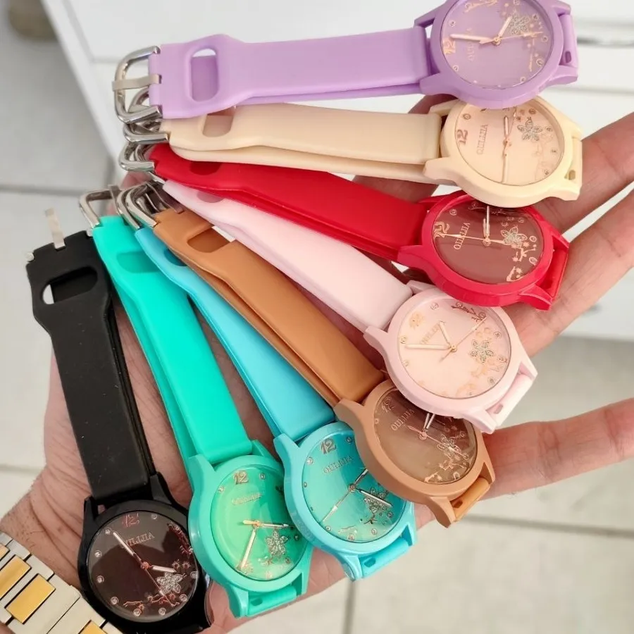 ساعت دخترانه