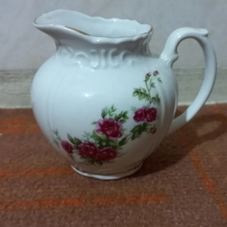 سس خوری گلسرخی