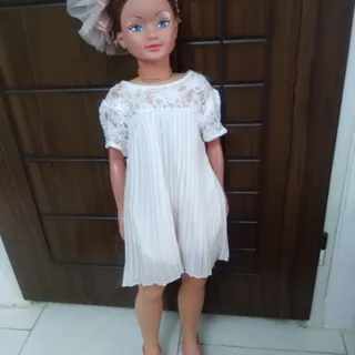 عروسک باربی بلند قد