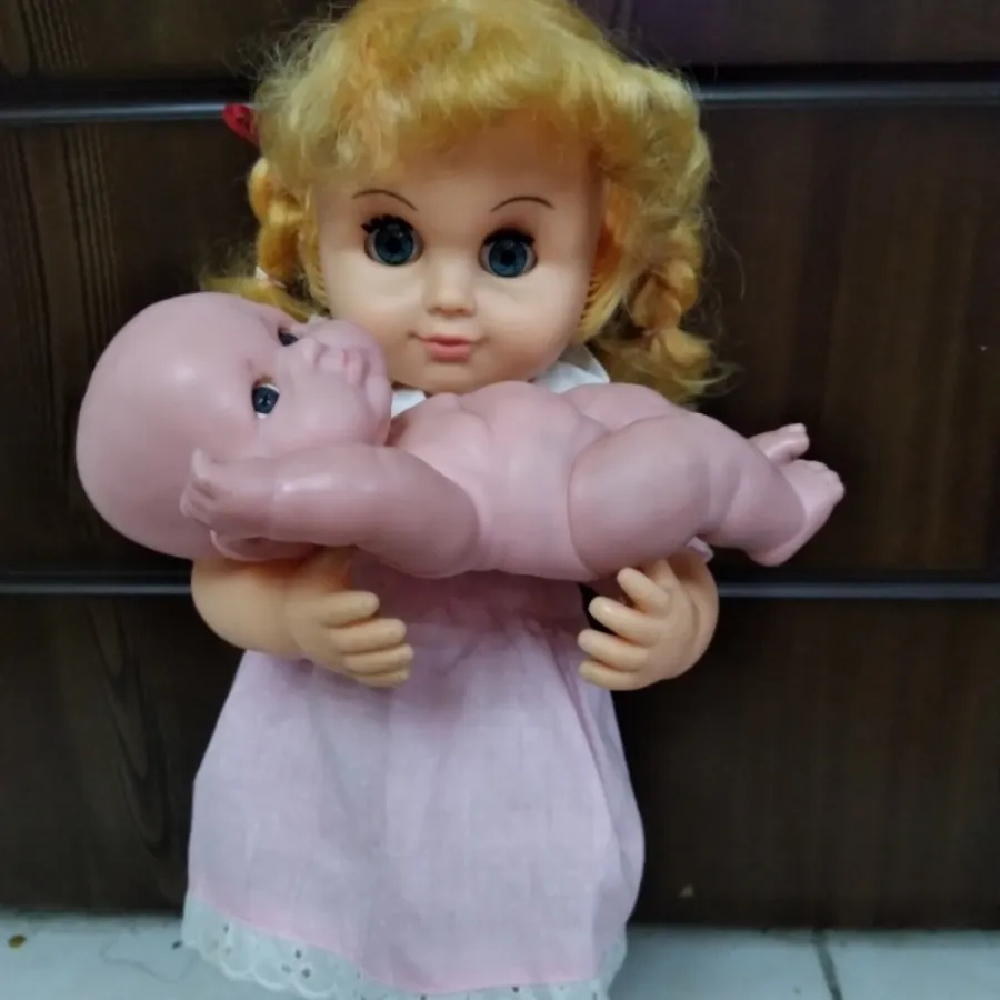 عروسک مادر بچه