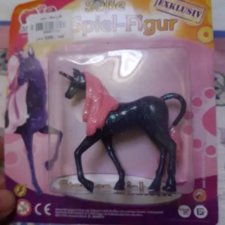 عروسک اسب تک شاخ